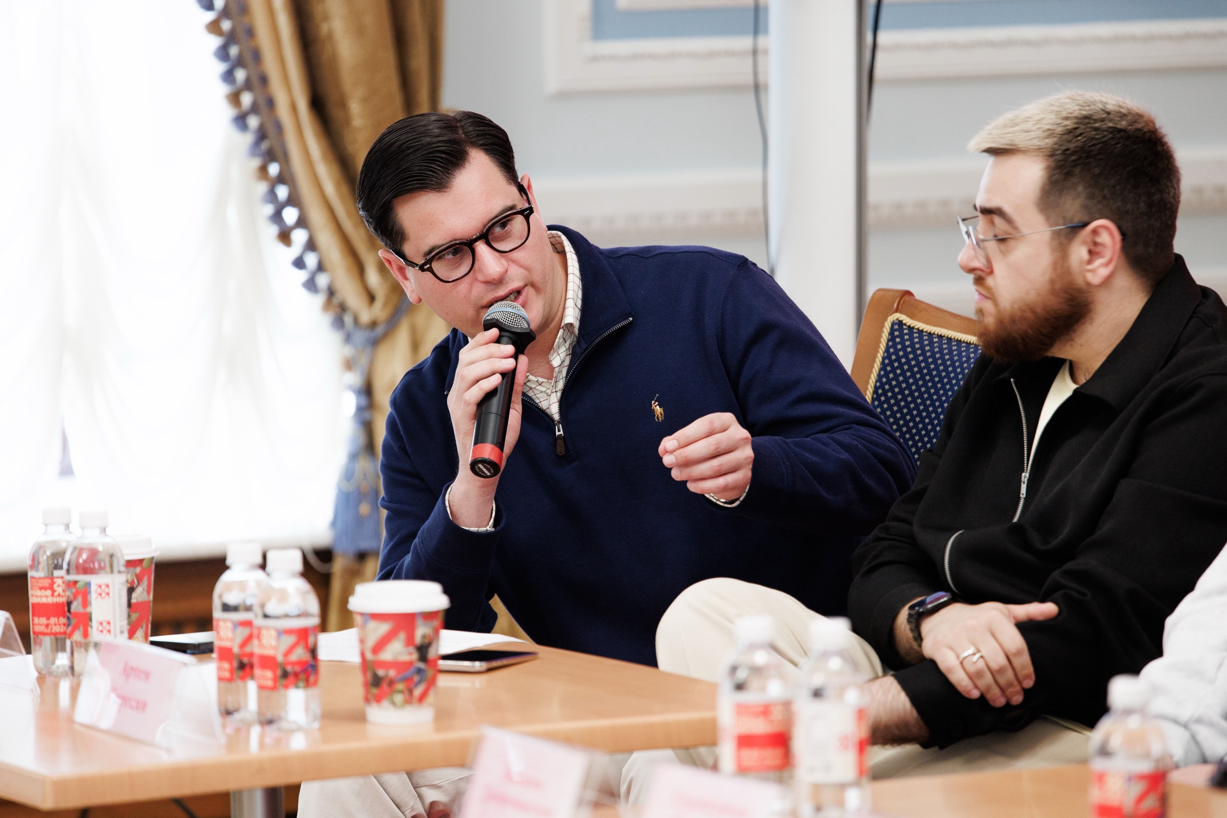 Продюсеры и медиа встретились на деловой программе «Нового движения»: состоялся честный разговор без купюр