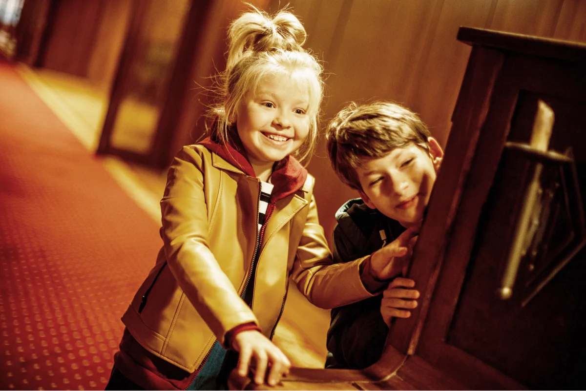 Девочка Нина и похитители пианино